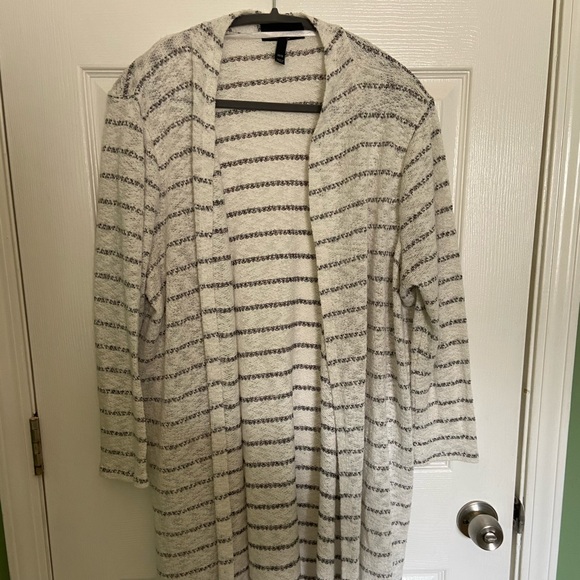 Lane Bryant Sweaters - Lane Bryant duster cardigan. Striped. 14/16